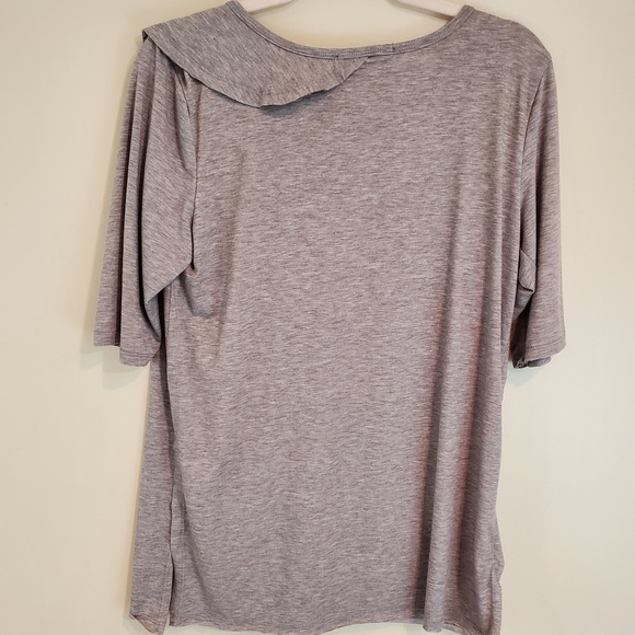 Suzanne Betro Raw Edge Ruffle Top - Picture 6 of 6